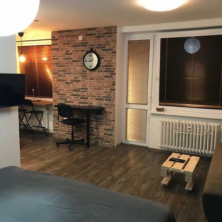 Apartment Kubo Вранов над Топля Екстериор снимка