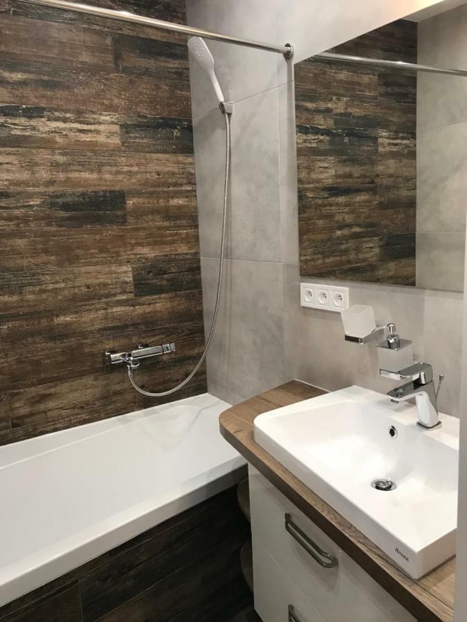 Apartment Kubo Вранов над Топля Екстериор снимка
