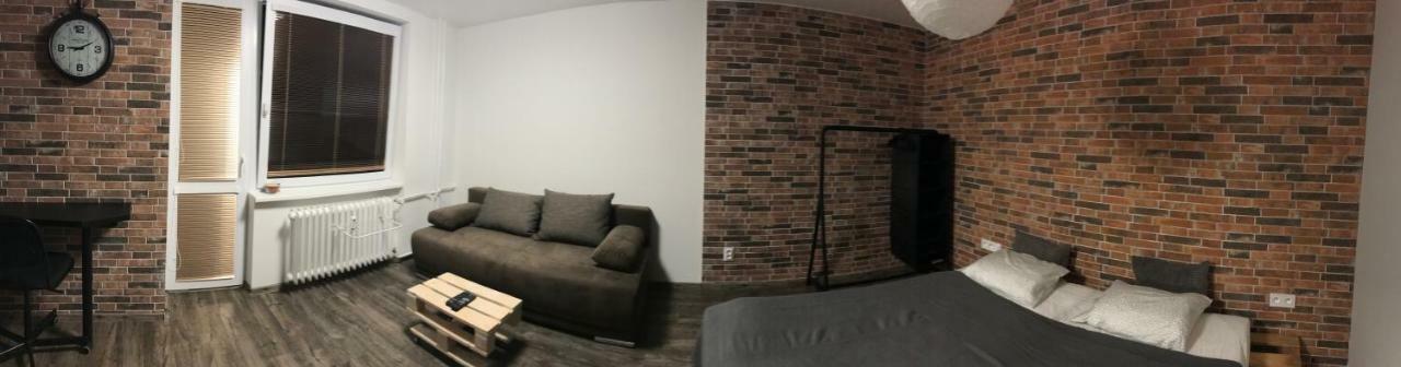 Apartment Kubo Вранов над Топля Екстериор снимка